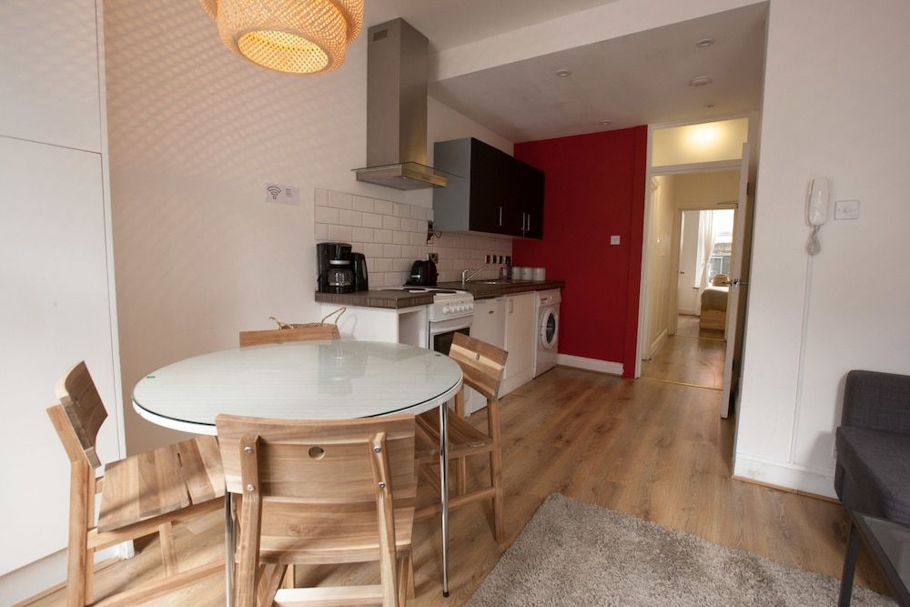 undefined King Square Gardens by Allô Housing 7