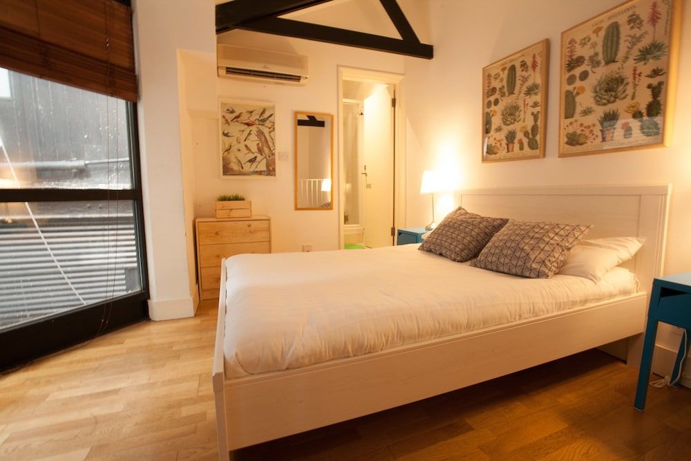 King Square Gardens by Allô Housing Economy Apartment, 1 Double Bed with Sofa bed, Non Smoking 3