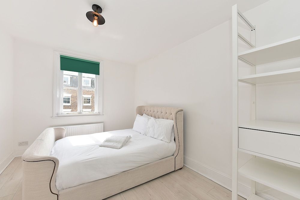 undefined Bond Street Apartments 8