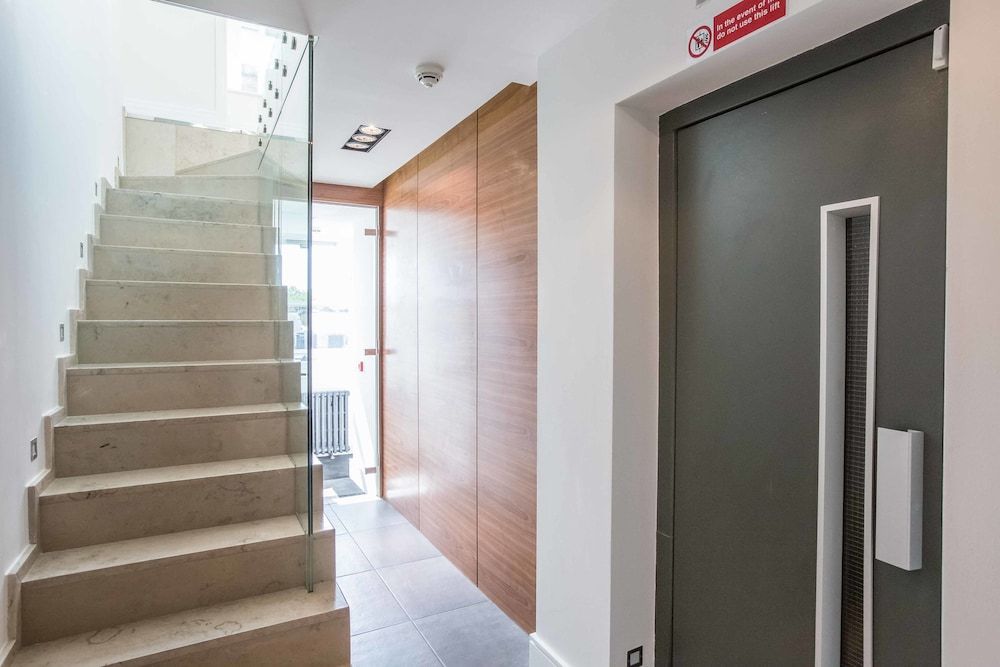 Royal Residence Penthouse Luxury Penthouse, 3 Bedrooms, Non Smoking, Garden View 2