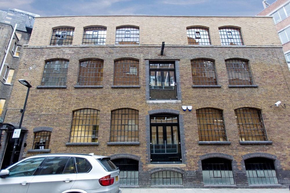 undefined Luxury Loft Oxford Street with AC 2