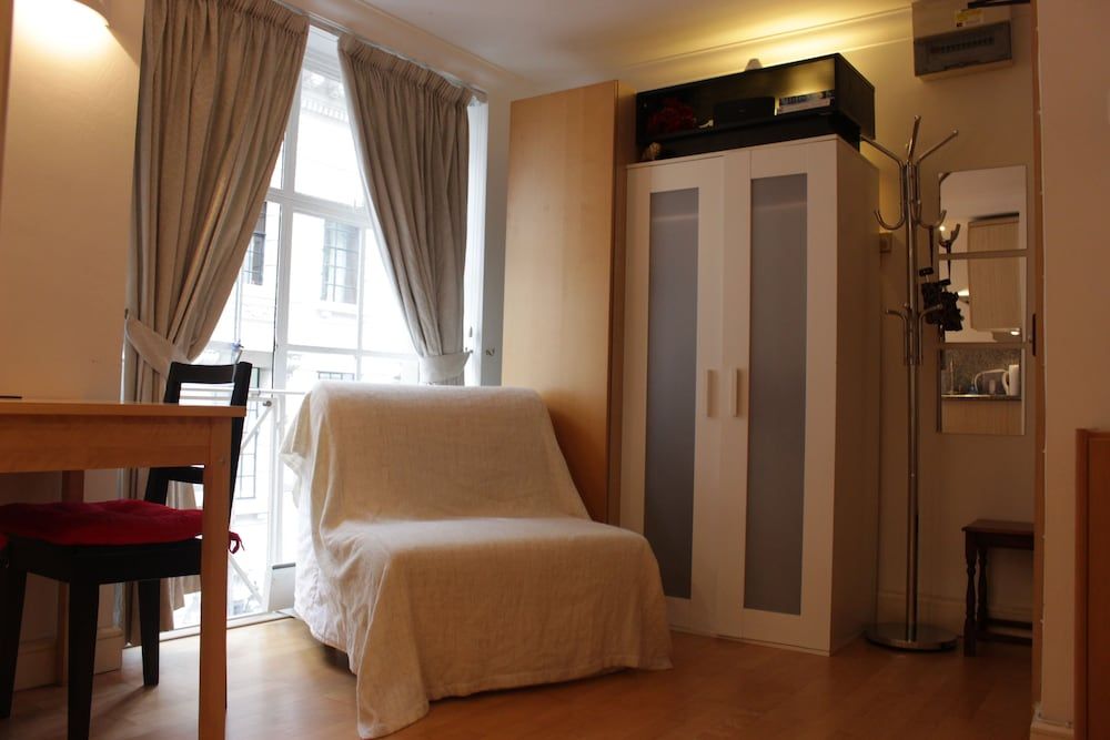 Tower Hill Studio Appartment Family Studio, Multiple Beds, Non Smoking, Kitchen 14