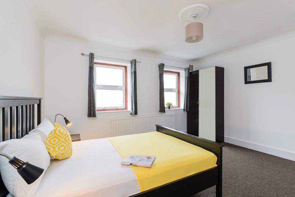 undefined London Eye Apartments 8