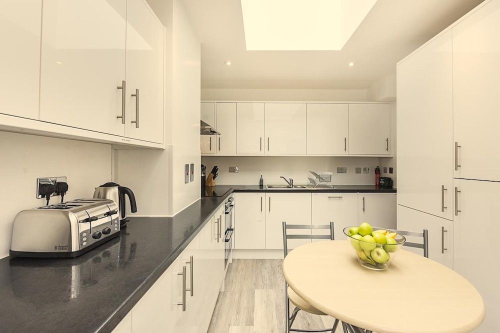 undefined Toynbee Street Ro 1 · Ideally Located Room Near Barbican 8