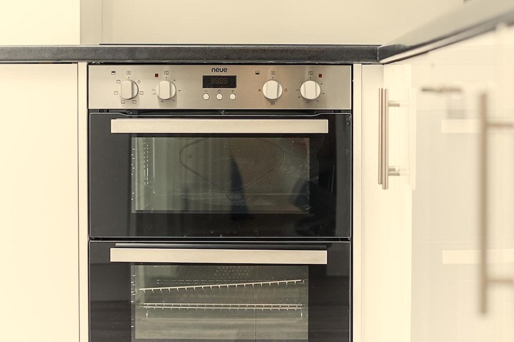 undefined Toynbee Street Ro 1 · Ideally Located Room Near Barbican 7