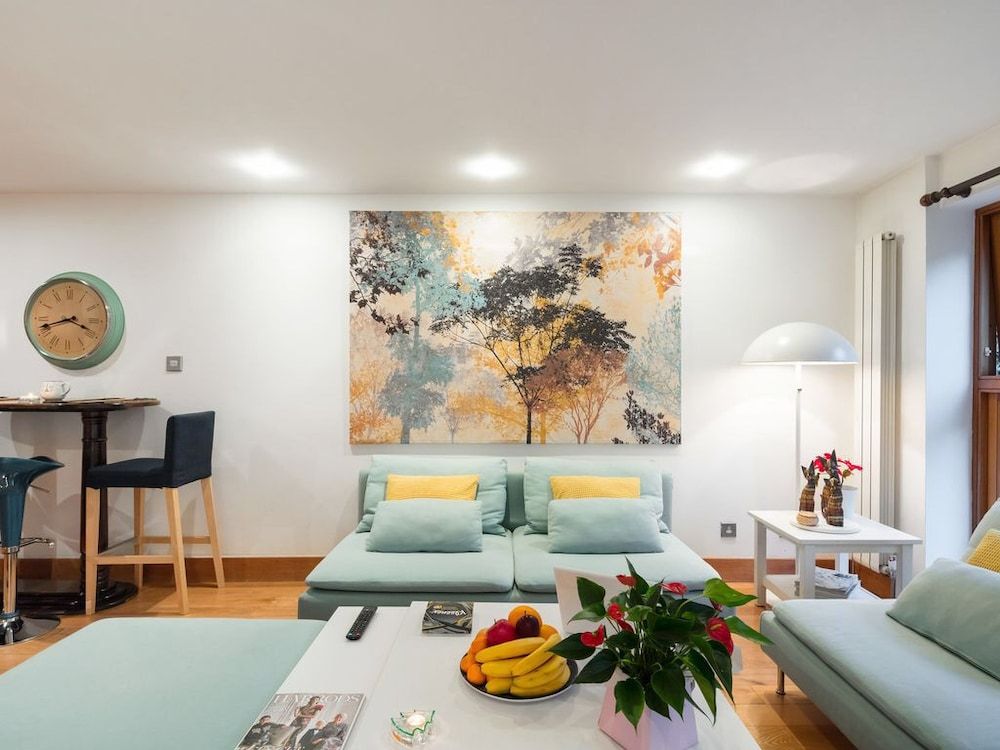 Luxury Kensington Apartment W8 Luxury Apartment, 2 Bedrooms, Balcony, Ground Floor 4