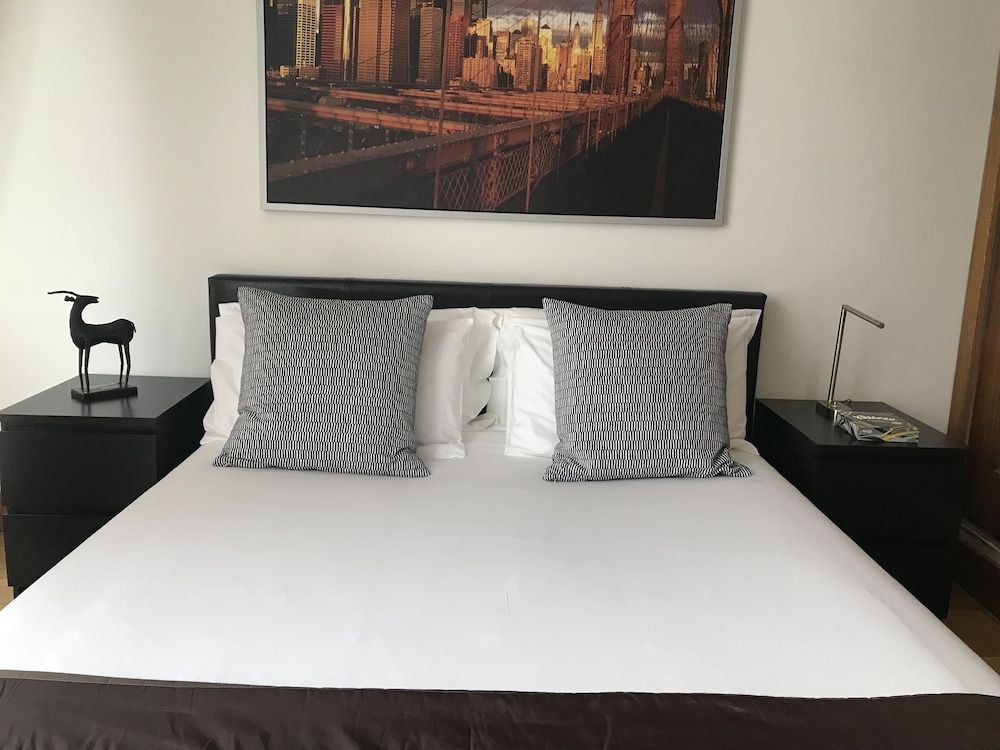 undefined Luxury Kensington Apartment W8 10