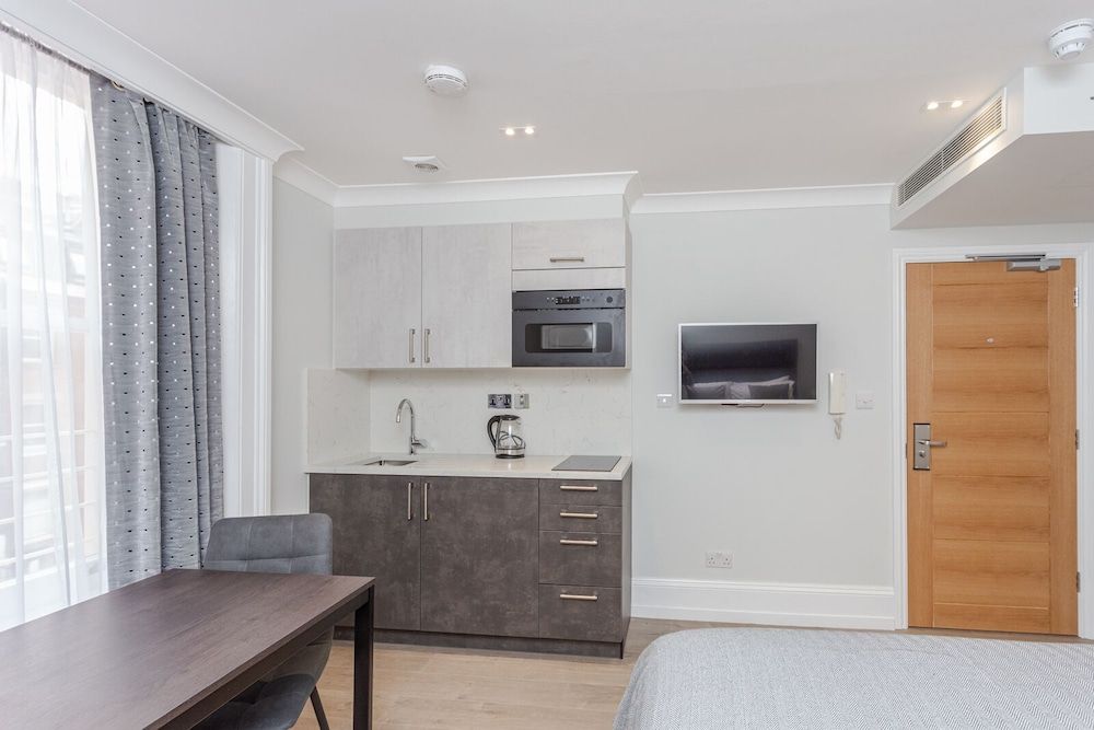 Alexander Apartments Basic Studio, 1 Double Bed, Non Smoking 8