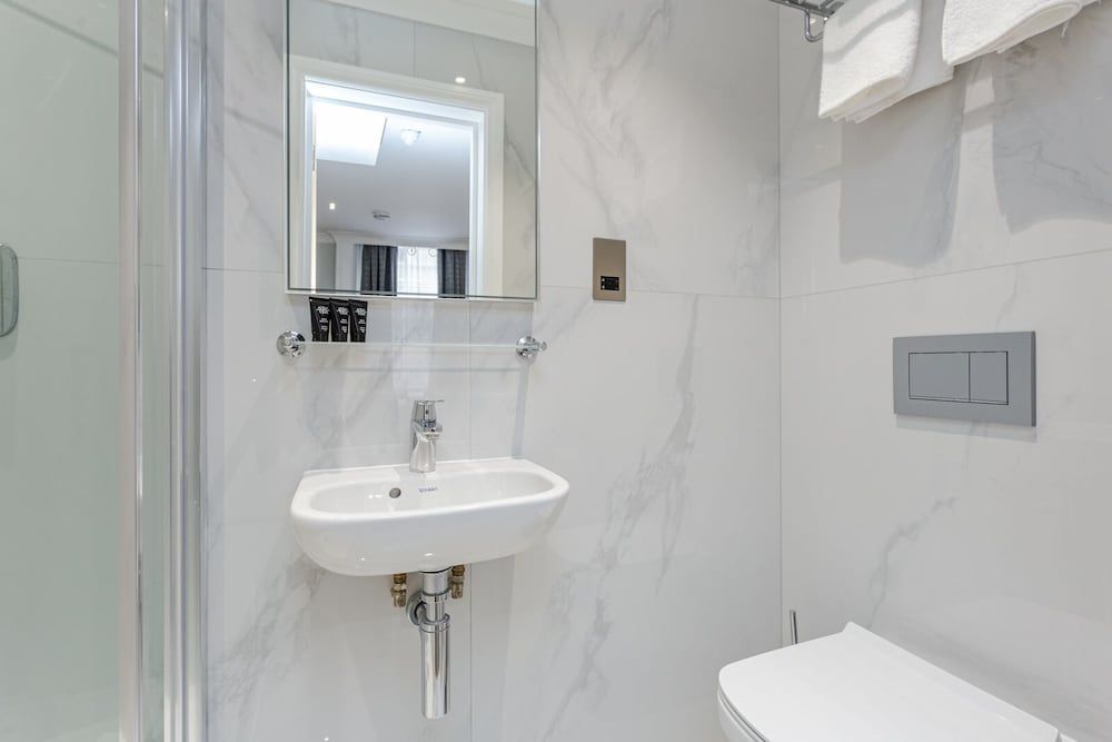 Alexander Apartments Basic Studio, 1 Double Bed, Non Smoking 9