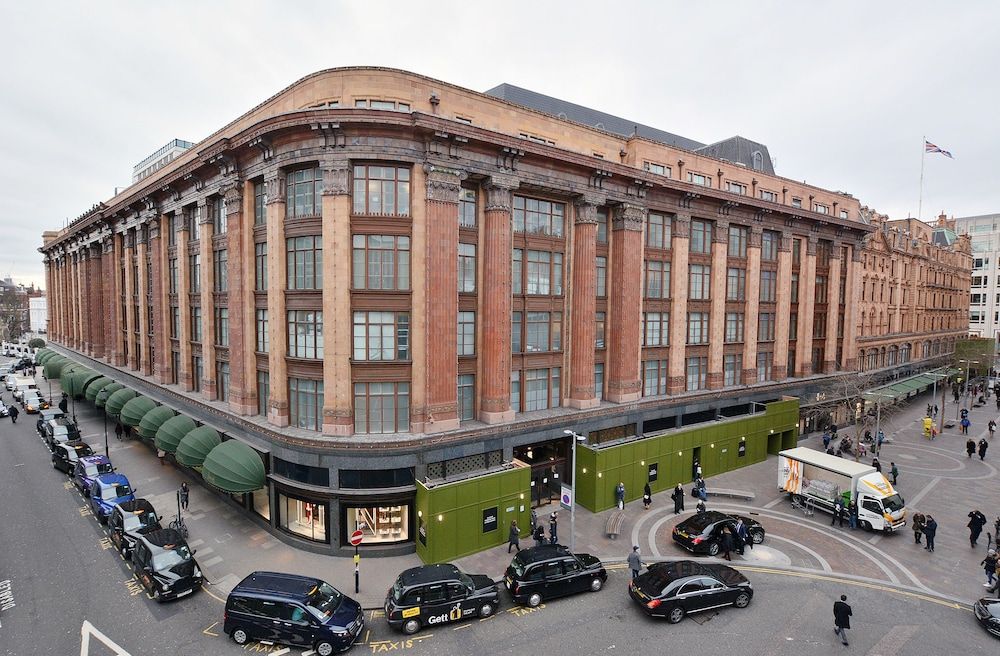 undefined Hans Crescent Apartment 8