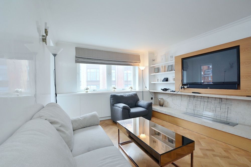 Hans Crescent Apartment Basic Apartment, 2 Queen Beds, Non Smoking, City View 22