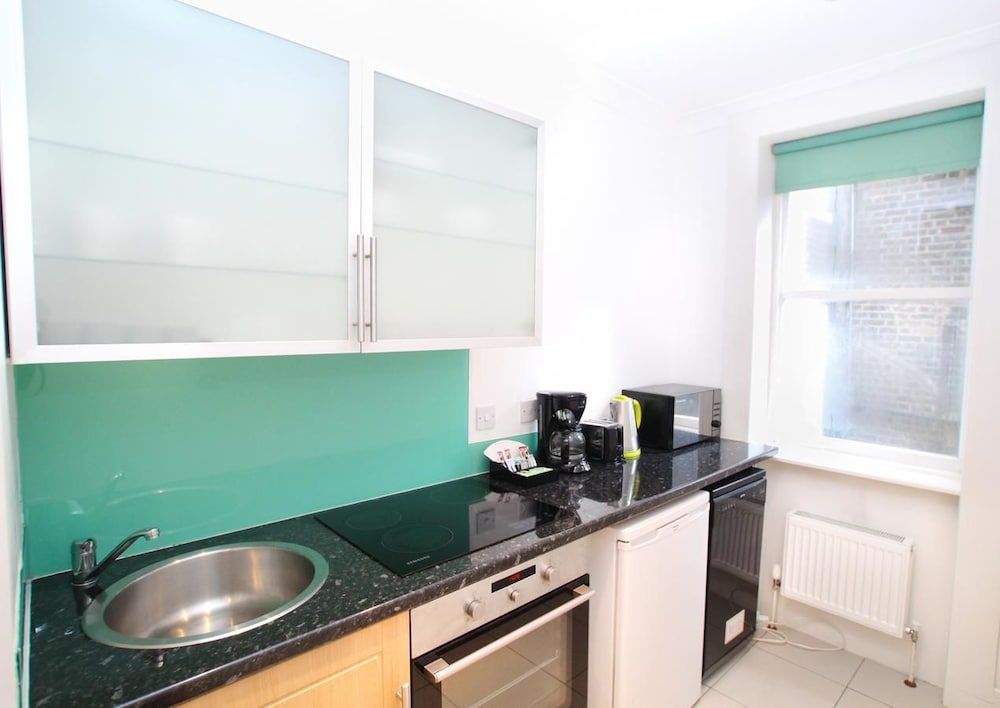 Kensington Comfort Deluxe Apartment, 1 Double Bed with Sofa bed, Non Smoking 20