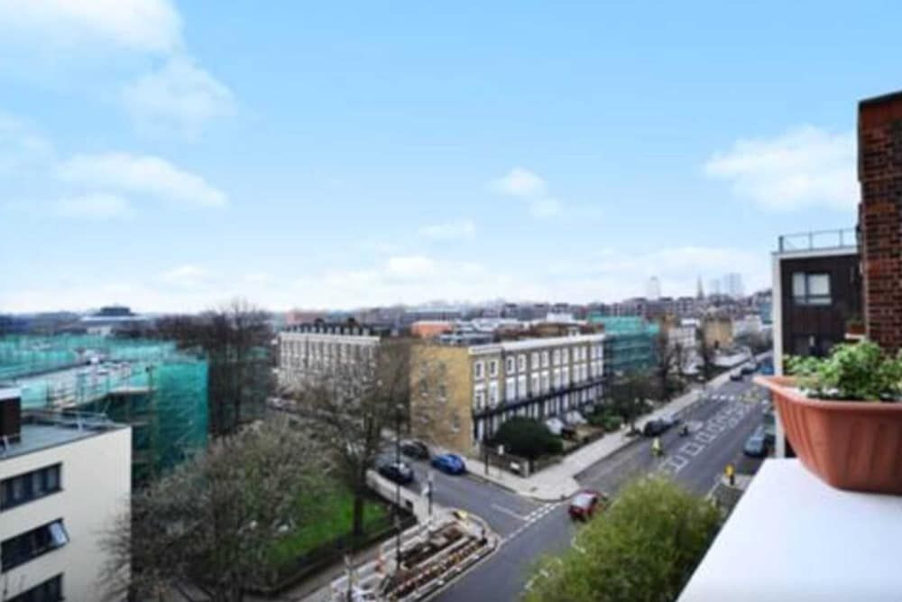 undefined Stylish 2 Bed Between Camden Town & Primrose Hill 7