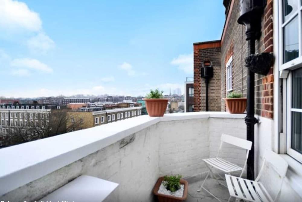 undefined Stylish 2 Bed Between Camden Town & Primrose Hill 9