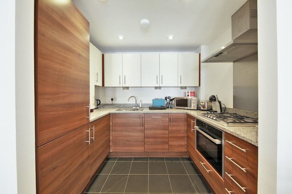 undefined 1Bed & 2Beds Apartment in Liverpool St by City Stay Aparts London 3
