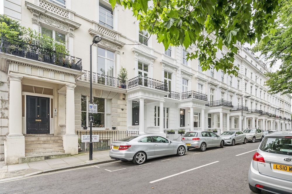 undefined Imperial XIII 4