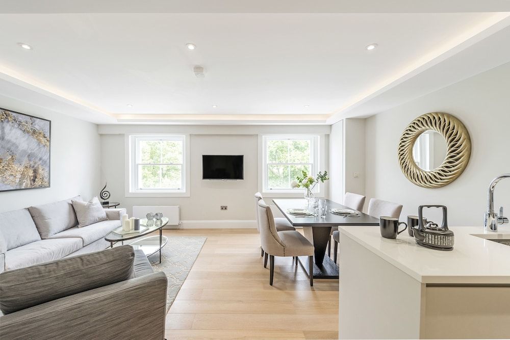 undefined Imperial XIII