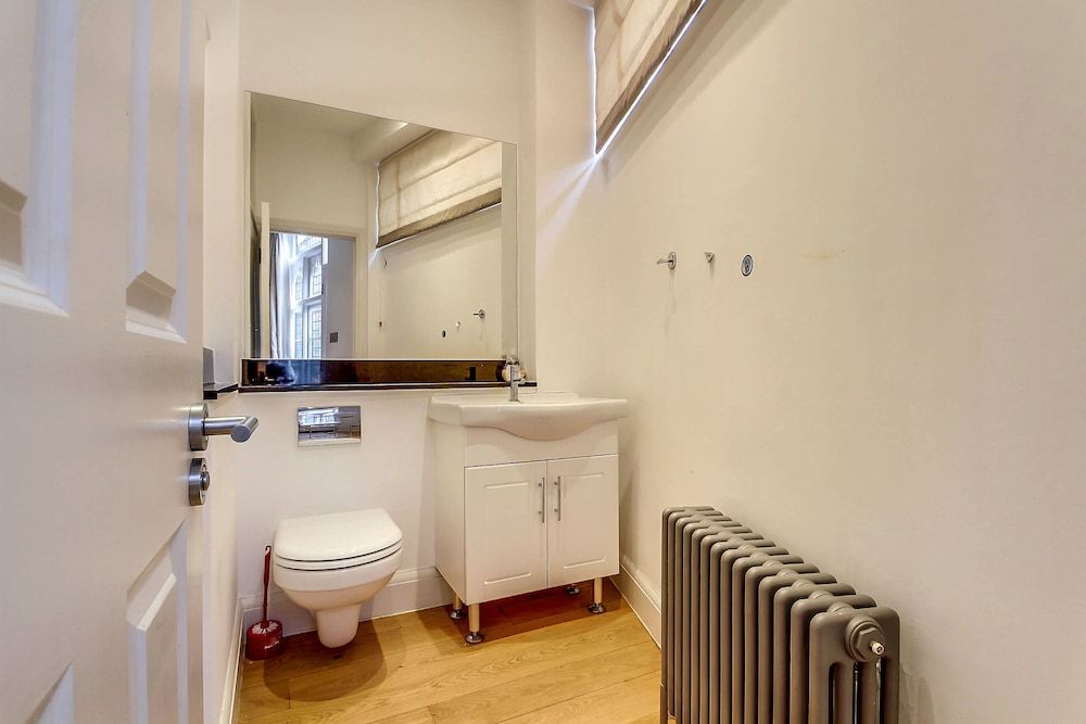 Pont Street Mews Townhouse City Apartment, Multiple Beds, Non Smoking, City View 11