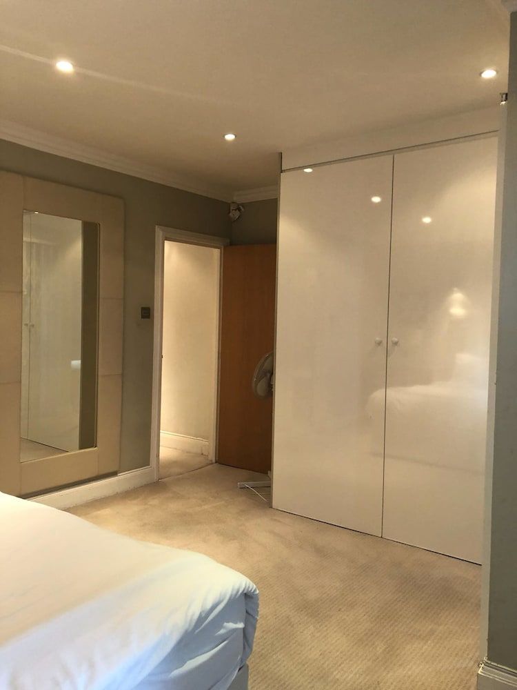 undefined Beaufort Gardens Apartment 6