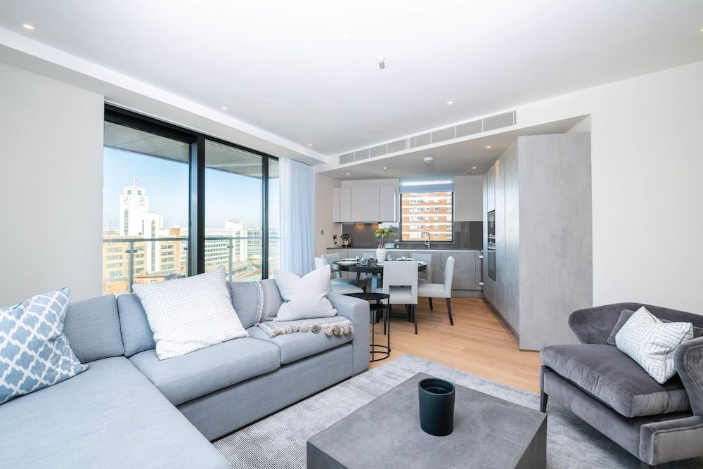 Luxurious Victoria Home by the Apollo Theatre Apartment (3 Bedrooms) 26