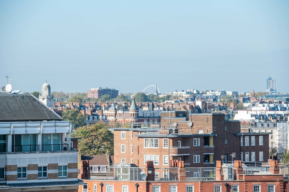 Luxurious Victoria Home by the Apollo Theatre Apartment (3 Bedrooms) 42