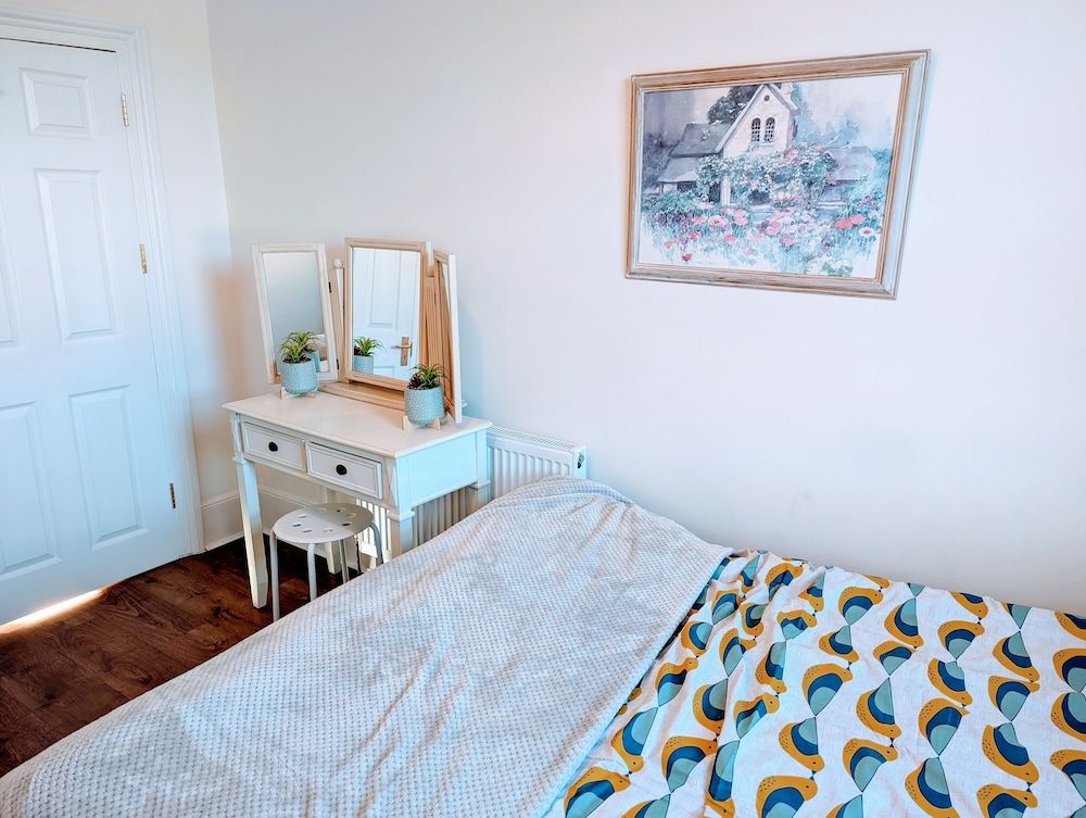 undefined TopHome Stoke Newington 8