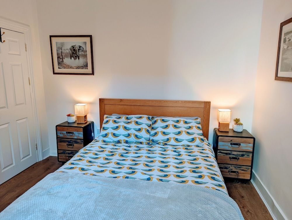 TopHome Stoke Newington Family House, 5 Bedrooms, Kitchen, City View 16