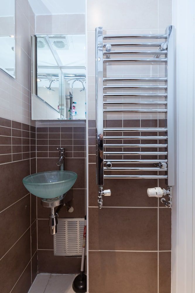 London Villa - 43 Clanricarde Gardens Studio, 1 Double Bed, Non Smoking 10