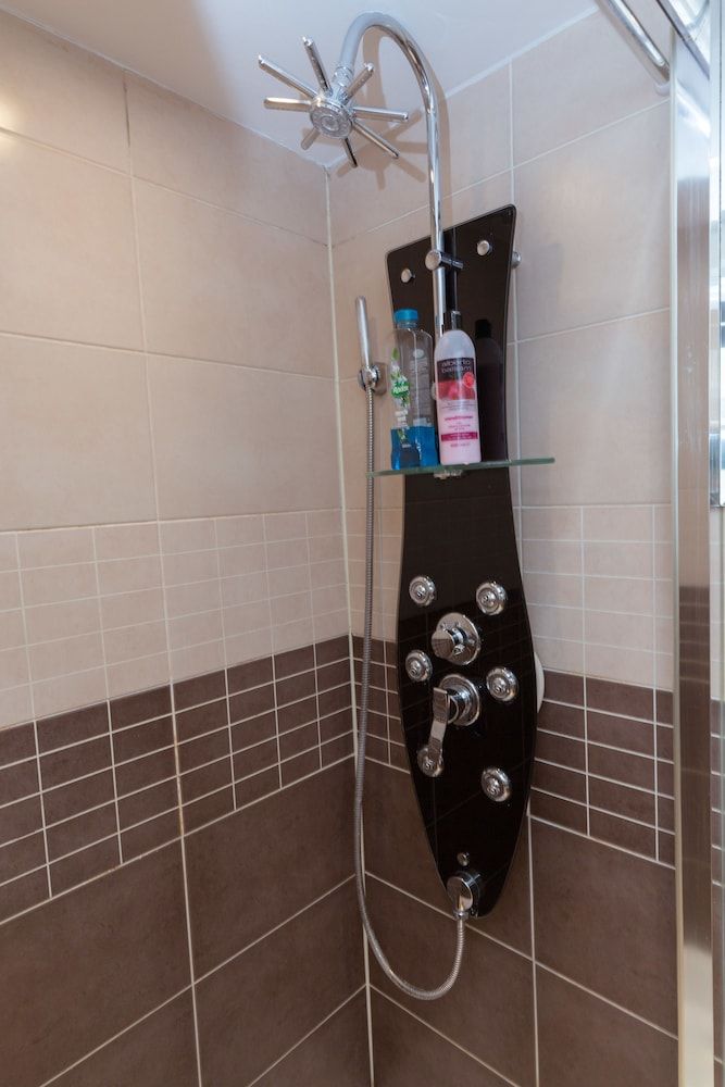 London Villa - 43 Clanricarde Gardens Studio, 1 Double Bed, Non Smoking 9