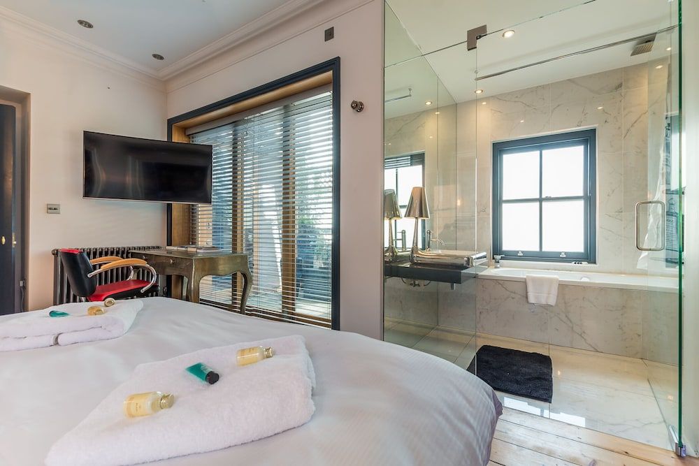 undefined The Museum Penthouse 8