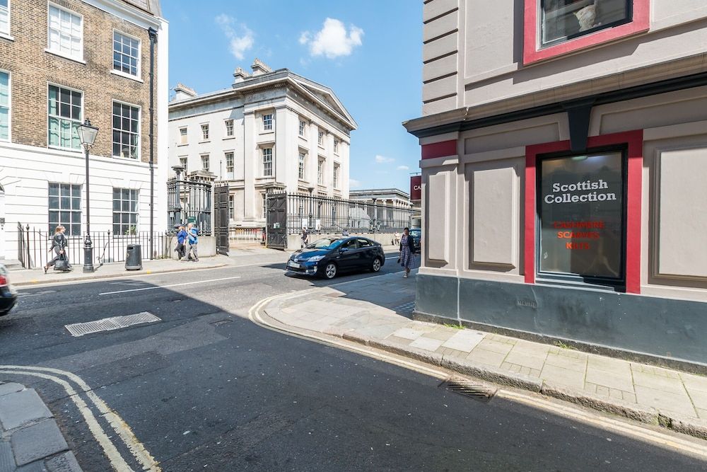 undefined The Museum Penthouse 3