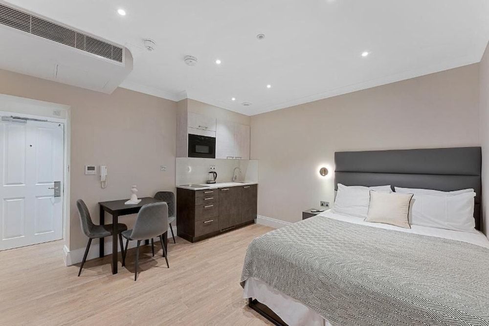 undefined Cleveland Residences Paddington 6