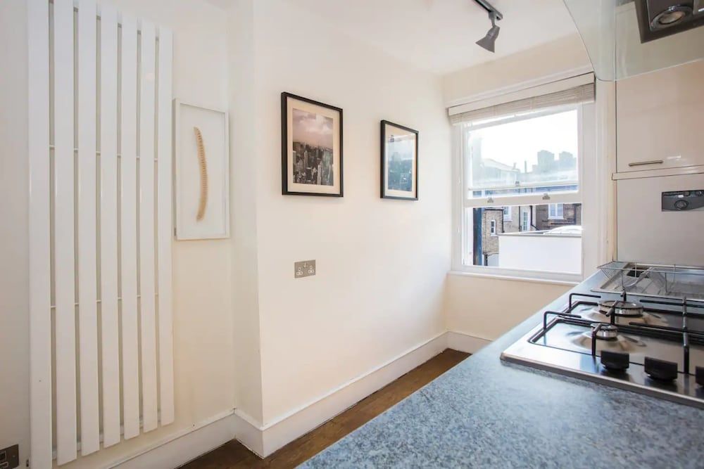 undefined Comfortable Central 1 Bedroom Flat 8