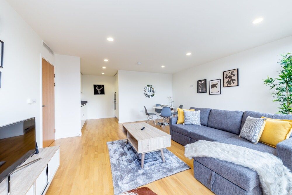 1 Bedroom Stylish Apartment near Regents Park FREE WIFI & AIRCON by City Stay Aparts London Standard Apartment 5