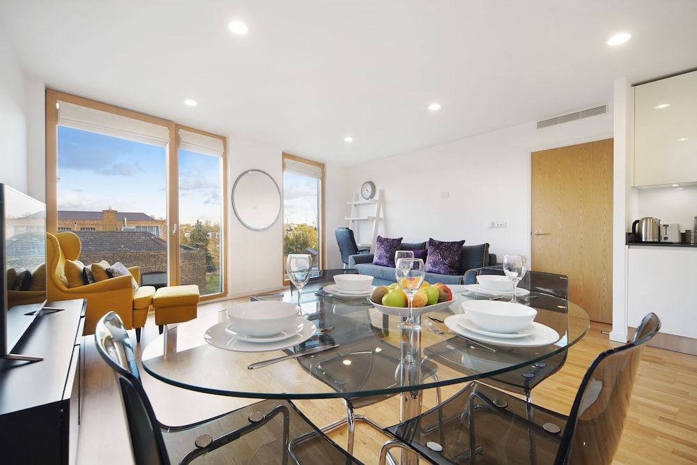 1 Bedroom Stylish Apartment near Regents Park FREE WIFI & AIRCON by City Stay Aparts London Superior Apartment 5
