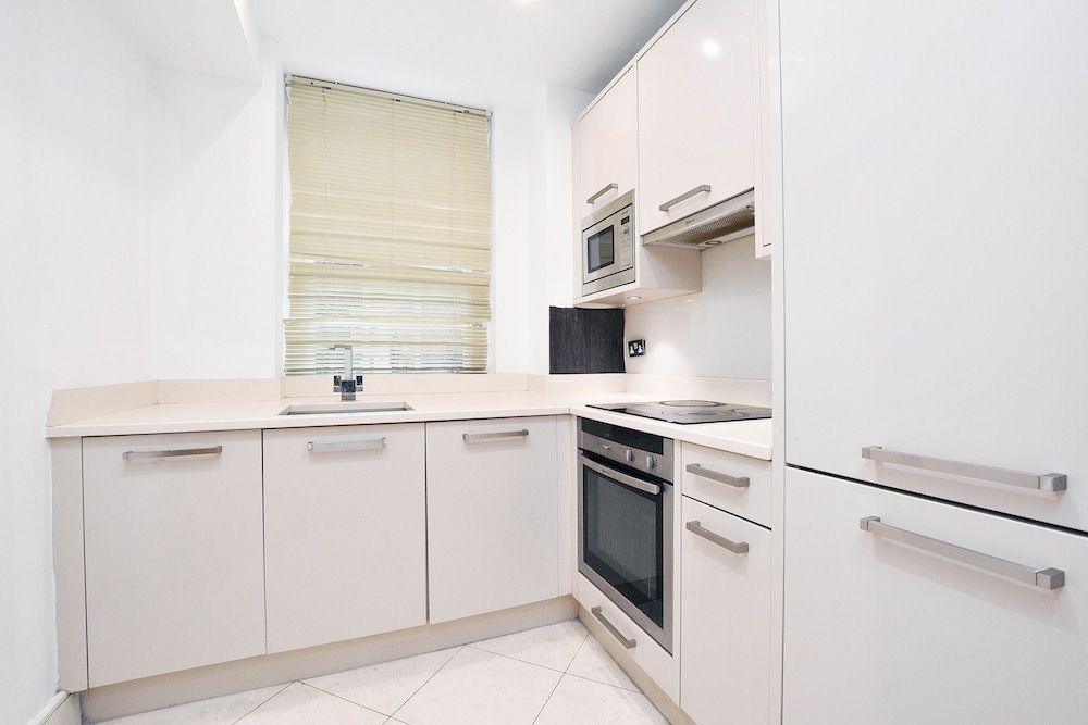 Forset Court Apartments Basic Apartment, 1 Queen Bed, Non Smoking, City View 7