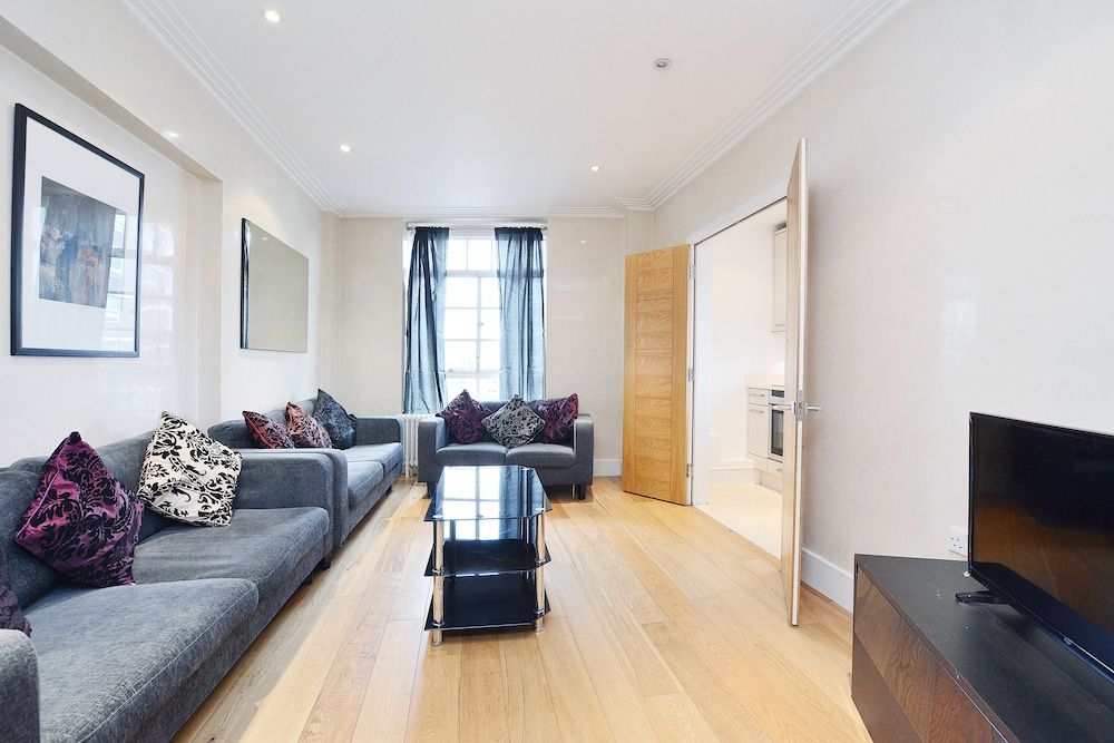 Forset Court Apartments Classic Apartment, 2 Queen Beds, Non Smoking, City View 9