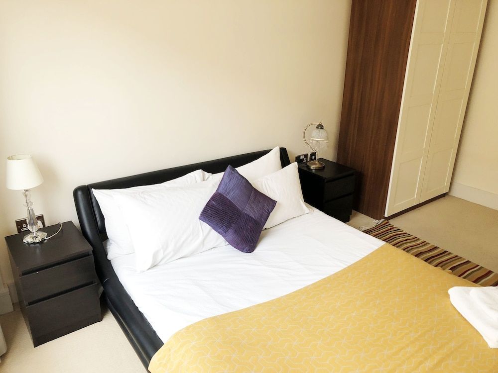 undefined Myshortstay- Cheshire St Brick Lane 5