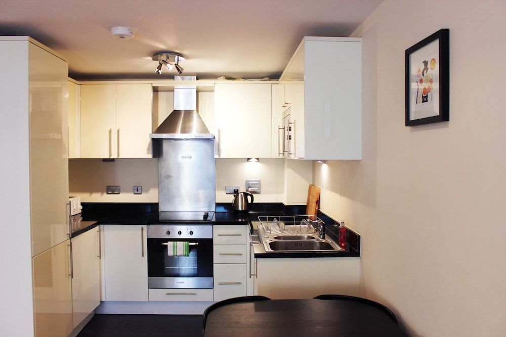 undefined Myshortstay- Cheshire St Brick Lane 6