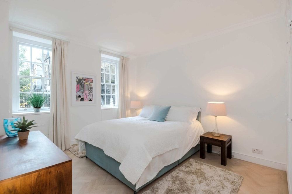 undefined Bright and Leafy 1 Bedroom Flat in the Heart of Chelsea 3