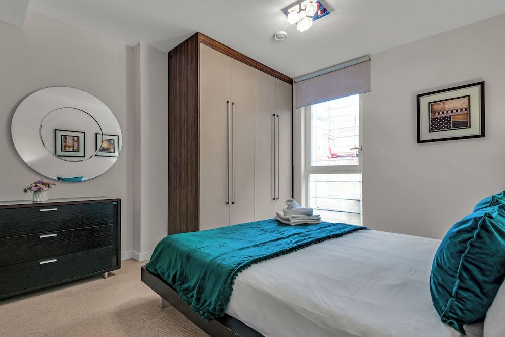 undefined MySquare Apartments Shoredtich 8