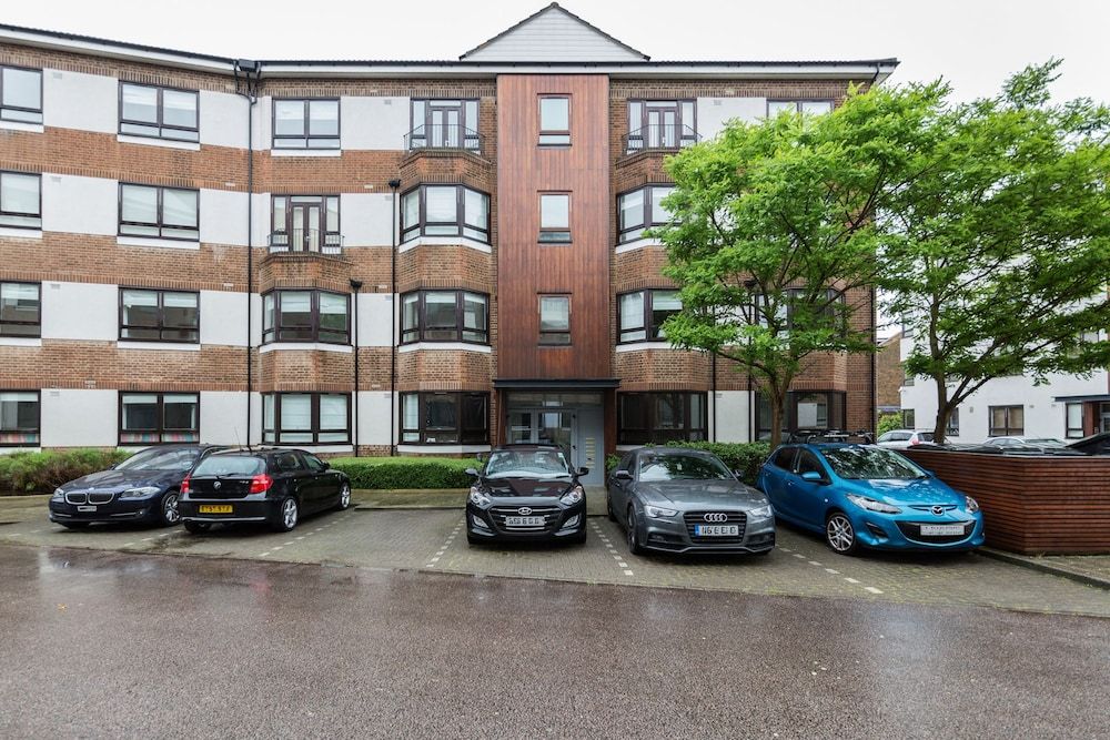 undefined Roomspace Apartments -Kew Bridge Court 3