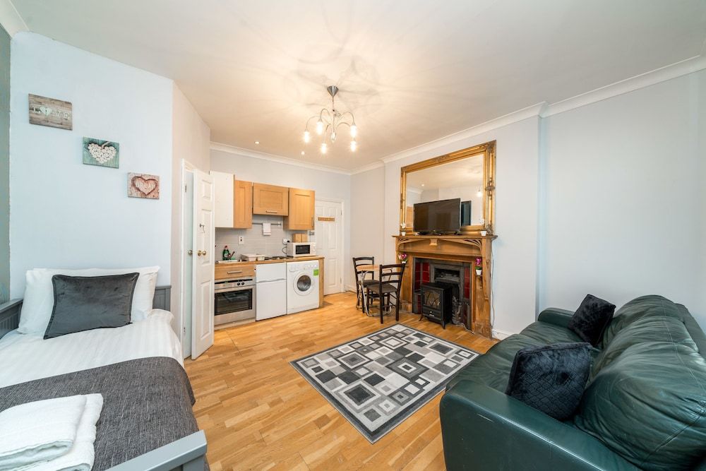 undefined Luxury Studio Apart Piccadilly Circus 9