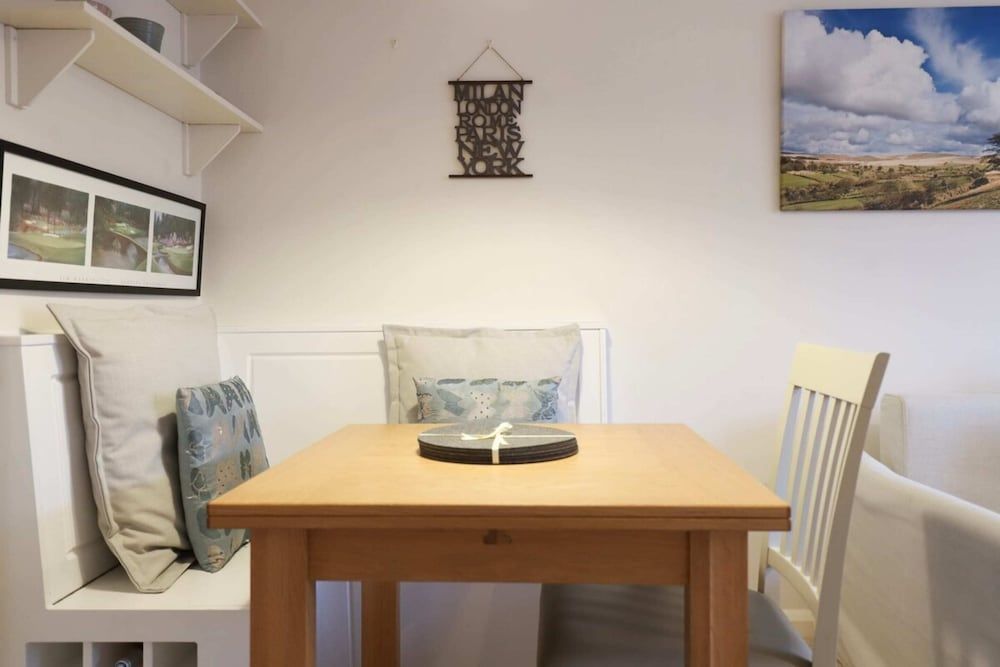 undefined Cosy 1 Bedrooom in Fabulous Location 10