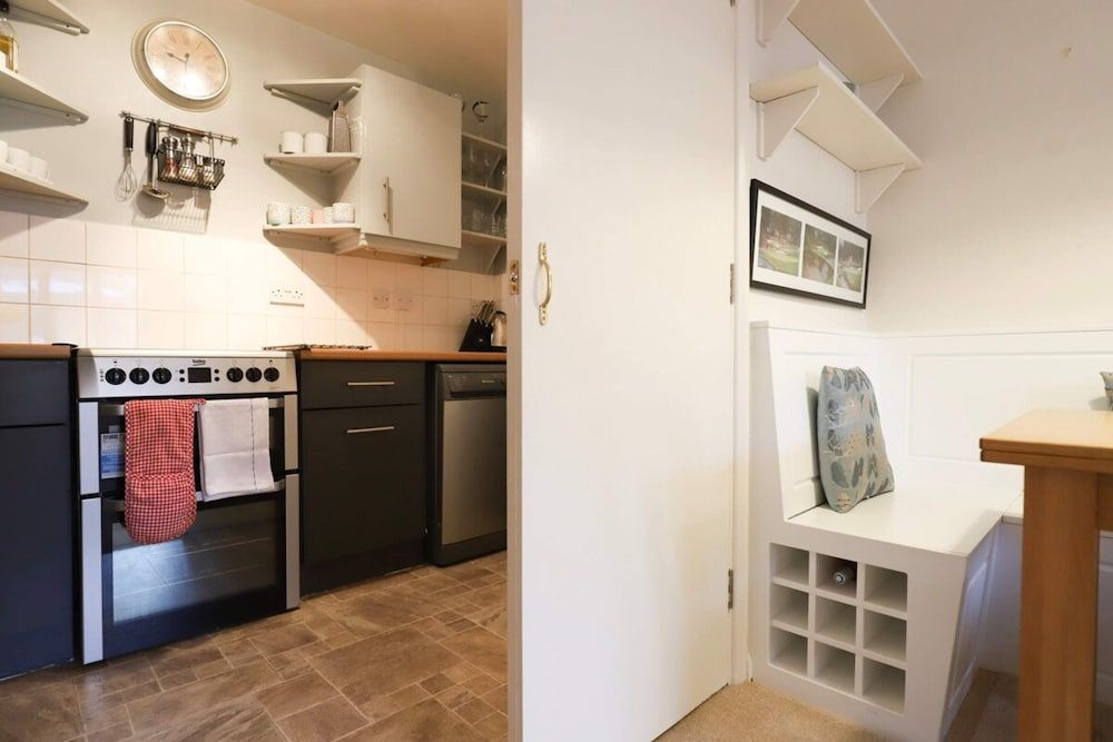 undefined Cosy 1 Bedrooom in Fabulous Location 9