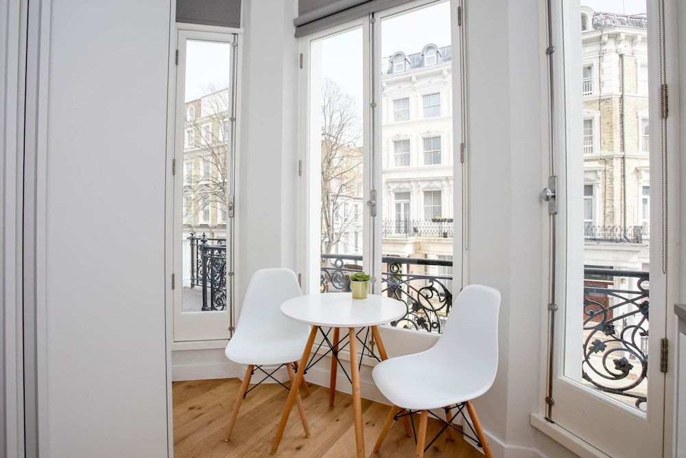 StayPrime Kensington Serviced Apartments Small Studio Apartment 23