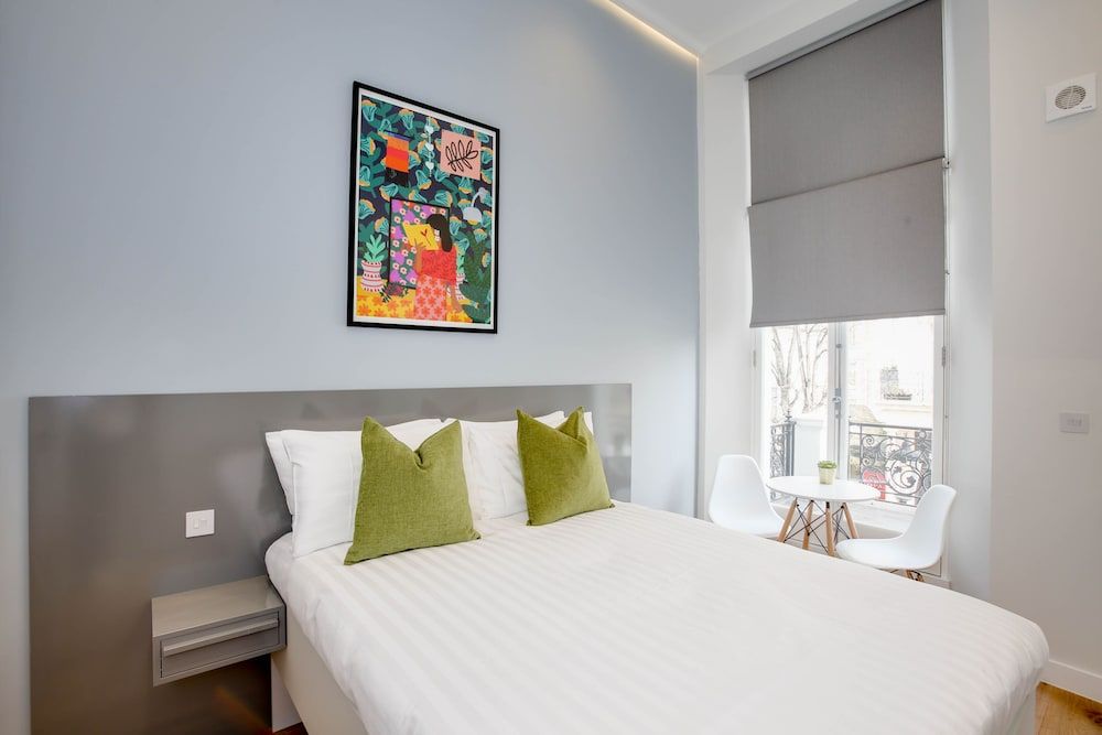 StayPrime Kensington Serviced Apartments Small Studio Apartment 10