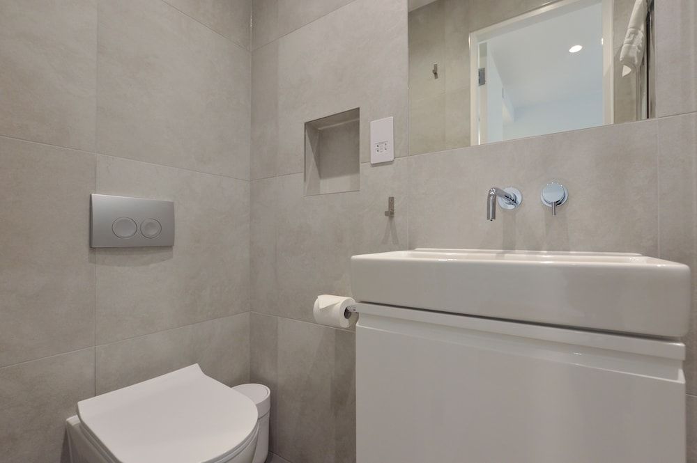 StayPrime Kensington Serviced Apartments Small Studio Apartment 25