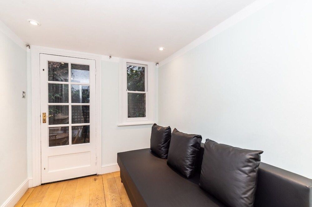 PML Apartments Notting Hill Apartment, Terrace 23