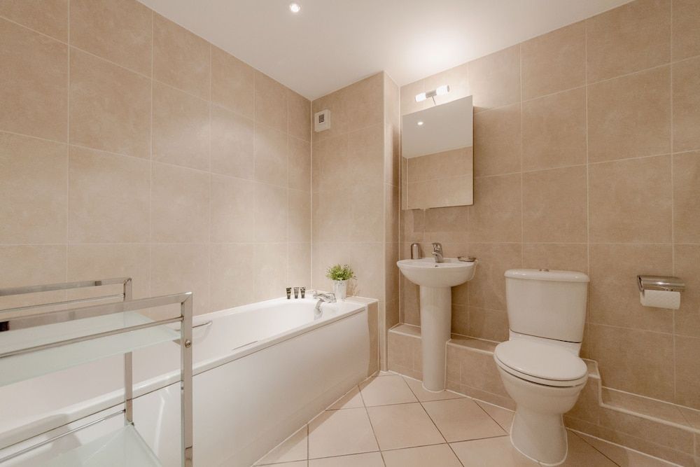 undefined Roomspace Apartments -The Courtyard 6